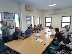 Kena Denda Jutaan Rupiah, Puluhan Warga Blitar Tuding PLN Manipulasi Temuan