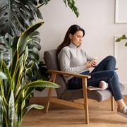 Nggak Melulu Negatif, 5 Kebiasaan Buruk Berikut Ternyata Menandakan Kamu Sosok yang Cerdas