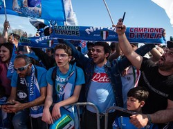 Napoli Juara Serie A, Keluarga Maradona Beri Selamat