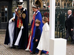 Momen Keluarga Pangeran William Hadiri Upacara Penobatan Raja Charles III