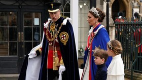 Bisikan Kate Middleton ke Pangeran William di Penobatan Raja Charles