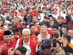 Jawaban Ganjar Saat Ditanya Peluang Khofifah Jadi Cawapresnya