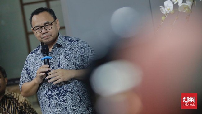 Sudirman Said telah berkonsultasi dengan KPU DKI Jakarta untuk maju sebagai bakal calon gubernur 2024 dari jalur independen.