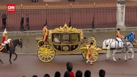 VIDEO: Kereta Kencana Tunggangan Raja Charles III ke Prosesi Penobatan