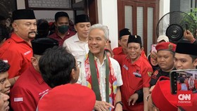 Ganjar Kunjungi Rumah Kelahiran Bung Karno, Anies Minta Doa Ponpes