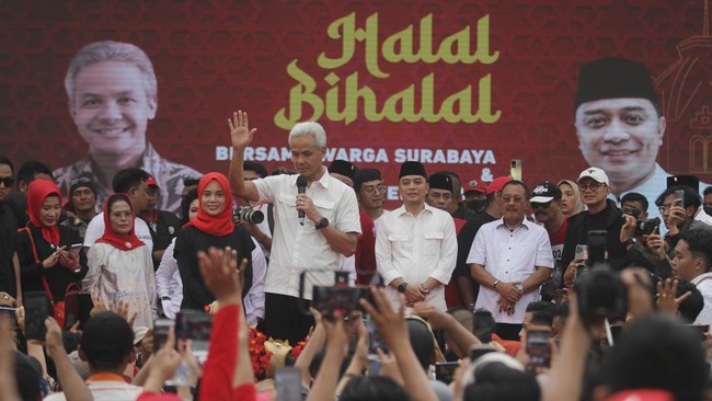 Dalam simulasi pilihan tertutup terhadap tiga nama, Ganjar mendapat dukungan terbanyak 39,2 persen; disusul Prabowo 32,1 persen; dan Anies 19,7 persen.