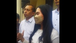 Tampil di TV, Begini Paras Karyawati Cikarang yang Diajak Bos Staycation