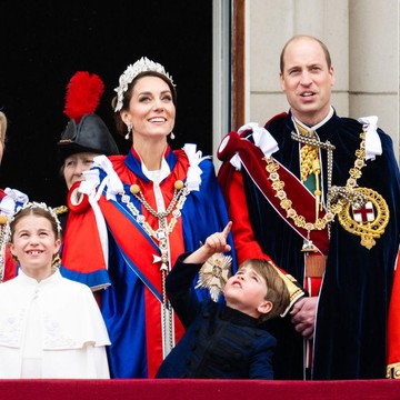 img-title Alasan Kate Middleton Tidak Mengenakan Tiara di Penobatan Raja Charles III