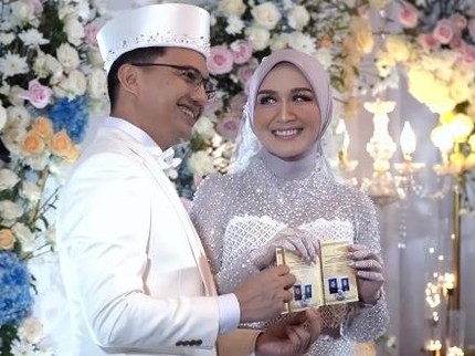 7 Potret Pernikahan Sahrul Gunawan, Dihadiri Rekan Artis hingga Tokoh Politik