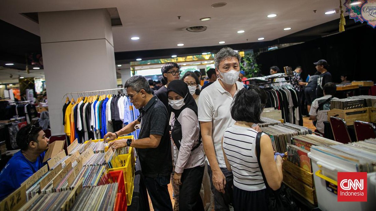 FOTO: Berburu Kaset dan Vinyl di Record Store Day Indonesia