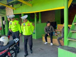 Sunmori ke Ciater, Jangan Parkir Motor di Jalur Penyelamat!