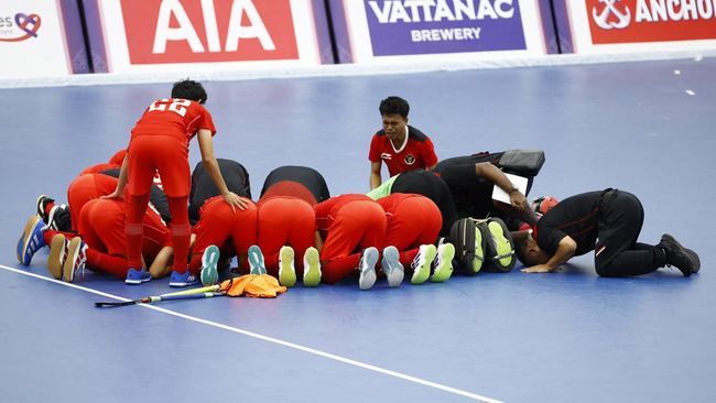 “Indonesia shocks Malaysia to win 2023 SEA Games men’s indoor hockey gold medal”