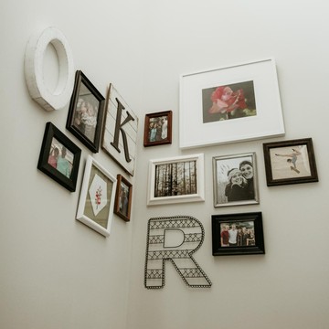 Tempat Terbaik dan Terburuk Menempatkan Foto Keluarga di Rumah Menurut Feng Shui, Apa Efeknya?