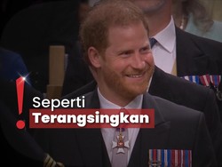 Hadir Penobatan, Pangeran Harry Nihil Interaksi-Tak Tampil di Balkon Istana