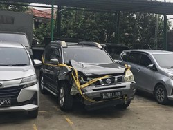 Penampakan Mobil Anggota TNI Penabrak Pasutri hingga Tewas di Bekasi