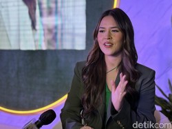 Raisa Blak-blakan Mandi Cuma 5 Menit, Apa Kata Dokter Kulit?