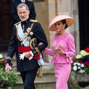 Duh! Raja Felipe VI dan Ratu Letizia Dilempari Warga saat Kunjungan, Kenapa?