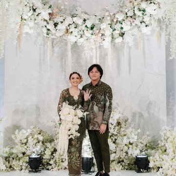 img-title Ini Perjalanan Cinta Rizky Febian dan Mahalini, dari Perkenalan hingga Akhirnya Tunangan!