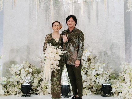 5 Potret Tunangan Rizky Febian dan Mahalini, Dihadiri Keluarga Besar dan Sahabat