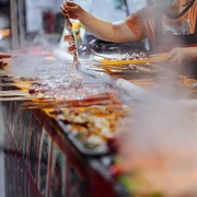 6 Rekomendasi Tempat Kuliner Murah Meriah yang Masih 'Hidden Gem' di Bandung, Perlu Kamu Coba!