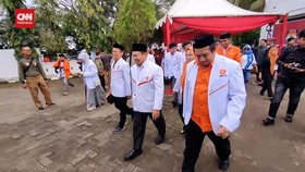 VIDEO: Dokumen Belum Lengkap, Bacaleg PKS Ditolak KPU Kota Makassar