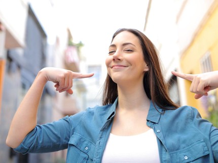 9 Ciri Narcissistic Personality Disorder, Selalu Merasa Lebih Baik & Anti Kritik