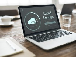 Mulai Banyak Perusahaan Simpan Data di Awan, Apa Untngnya?
