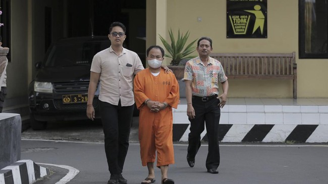 Kapolres Buleleng menyebut kasus yang diduga melibatkan dosen Stikes bukan pemerkosaan, tetapi pelecehan seksual terhadap mahasiswinya.