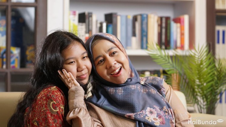 Faariza Shabhaan Syaakila dan Bunda Fathia