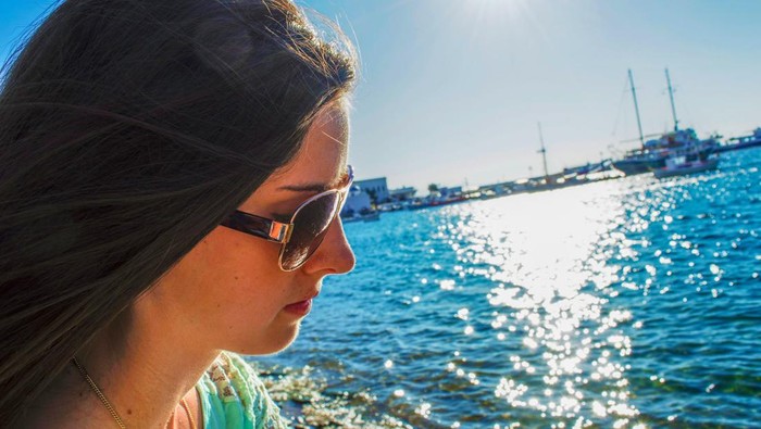 Hal-hal yang dapat meningkatkan risiko mudah terkena sunburn pada kulit/Foto: Pexels.com/Gotta Be Worth It