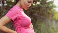 7 Cara Mengatasi Sesak Napas pada Ibu Hamil, Coba Perbaiki Posisi Duduk