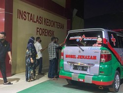Jenazah Pelaku Penembak Kantor MUI Pusat Dijemput Keluarga di RS Polri