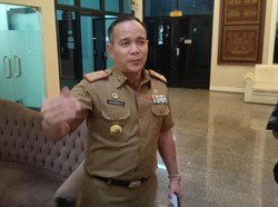 Waduh! Mobil Dinas Gubernur-Wakil Gubernur Lampung Nunggak Pajak