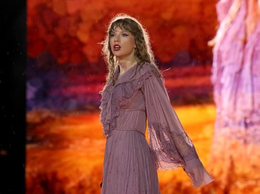 Viral Air Hujan dari Konser Taylor Swift Dijual Jutaan Rupiah