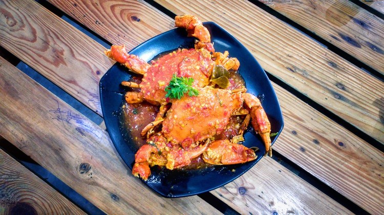 Crab cooked with Padang Sauce typical of Indonesia