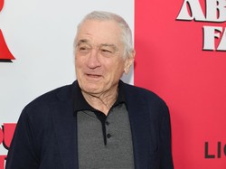 Punya Bayi di Usia 80 Tahun, Robert De Niro Ogah Gendong Anaknya