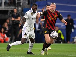 Erling Haaland Mati Kutu di Hadapan Ruediger dan Alaba