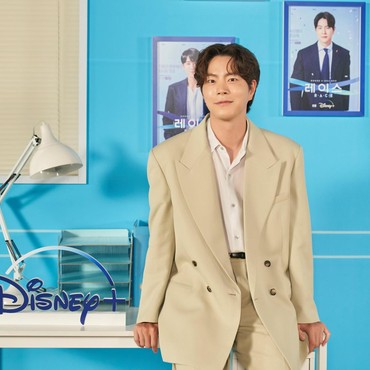 Yoon Ji On Mundur dari 'Positively Yours' usai Kasus DUI, Hong Jong Hyun Ambil Alih Peran