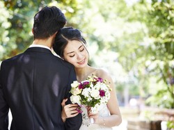 Pengantin Pria Dicibir gegara Ponsel