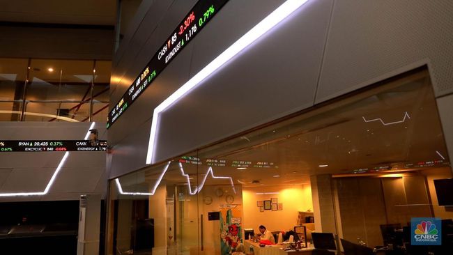 Saat IHSG Longsor, 4 Saham Ini Malah Sentuh ARA