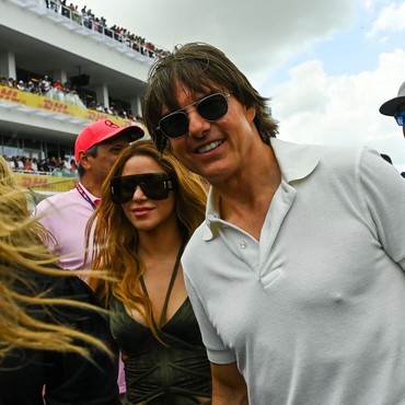 Respons Shakira Terkait Rumor Asmara dengan Tom Cruise