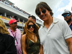 Shakira Tanggapi Rumor Ditaksir dan Didekati Tom Cruise, Ini Katanya