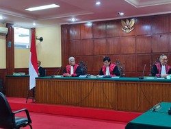 Sidang Vonis Banding Dimulai, Eks Karo Paminal Hendra Kurniawan Tak Hadir