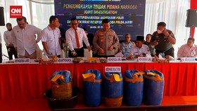 VIDEO: Polisi Gagalkan Peredaran 264.730 KG Sabu Cair Senilai 300 M