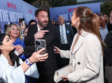 Pemicu Perdebatan Ben Affleck & Jennifer Lopez Saat Gala Premiere 'The Mother'