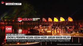 VIDEO: Jokowi & Pemimpin Negara ASEAN Hadiri Jamuan Makan Malam