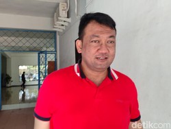 Manajer Arema FC Tersandung Kasus Rokok Ilegal