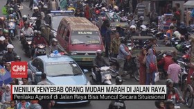 VIDEO: Wanita Ditangkap Polisi Saat Selundupkan Sabu di Hak Sepatu