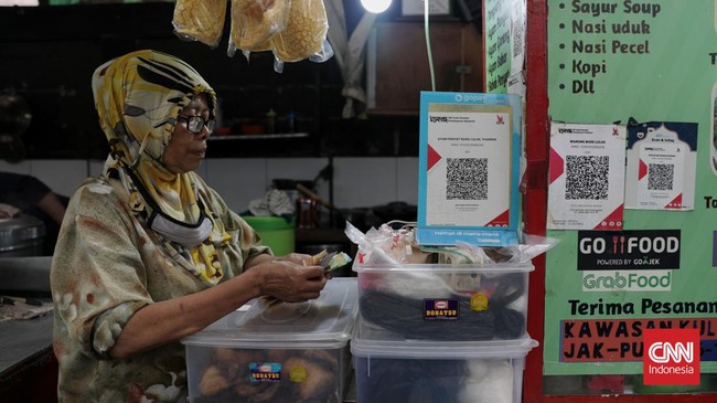 Bank Indonesia (BI) mengingatkan satu barcode QRIS bisa digunakan untuk pembayaran dari seluruh rekening bank maupun dompet elektronik yang bekerja sama.
