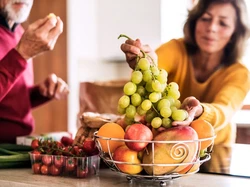 Jarang Makan Sayur dan Buah? Ini 6 Bahaya Kesehatan yang Mengintai